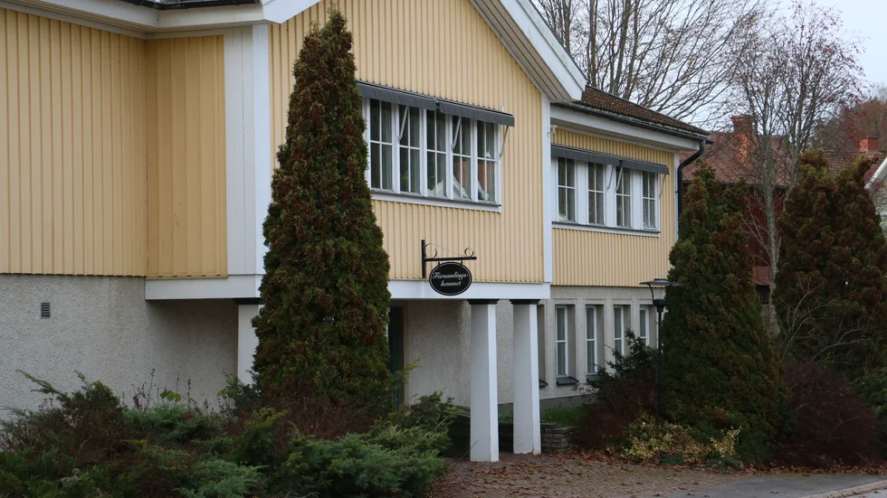 Församlingshemmet i Virserum har stängts, på grund av misstänkt mögelangrepp. Mätningar har gjorts och nu väntar man på ett svar, hur allvarligt det är.