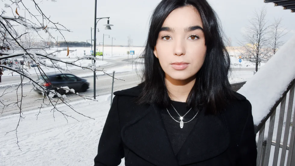Anna-Sofia Monroy har släppt singeln "Passion" under artistnamnet Sofia Monroy. Med låten vill hon lyfta tabut kring kvinnors sexualitet. 