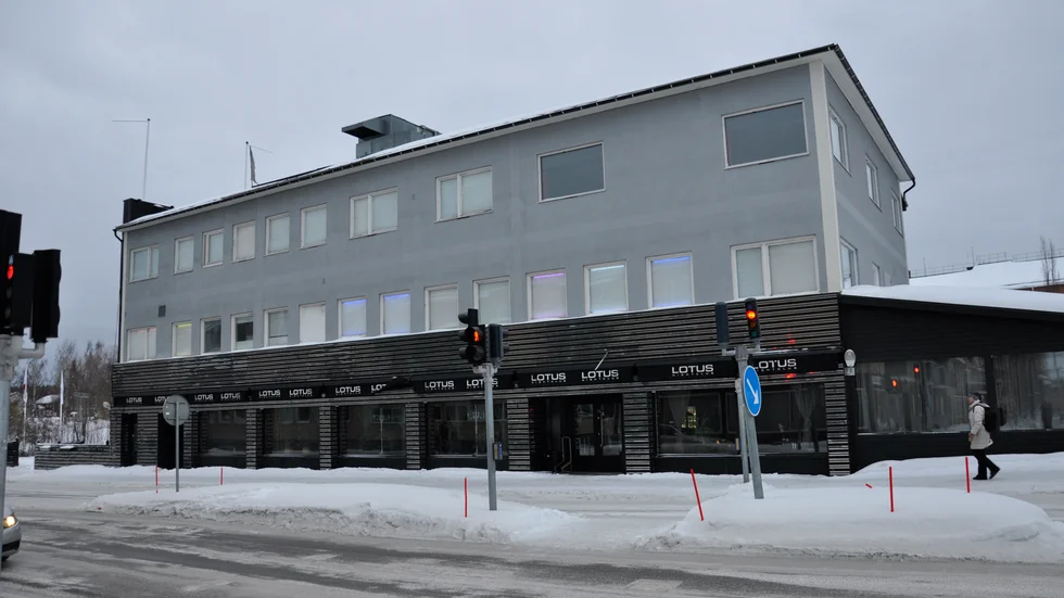 Asien Garden som ägs av Luleåföretaget Cantarellen AB körde igång i januari utan livsmedelstillstånd. Nu har miljöinspektörerna förelagt företaget om skadedjurssanering mot råttinvasion.