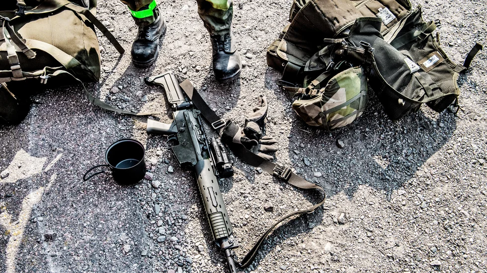 20-åringen åkte hem till Nyköping och vägrade åka tillbaka.