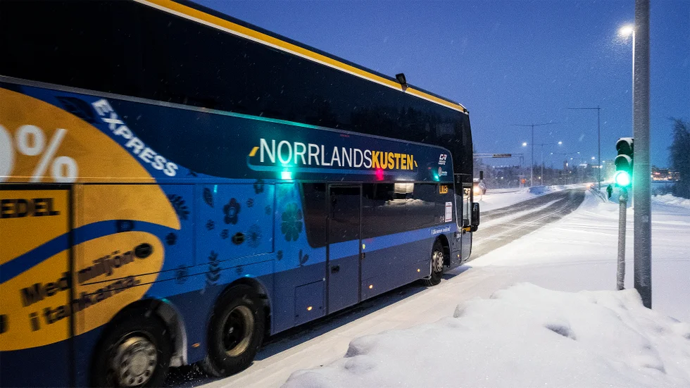 Direktbussar mellan Luleå och Umeå ska ersättas av tåg.