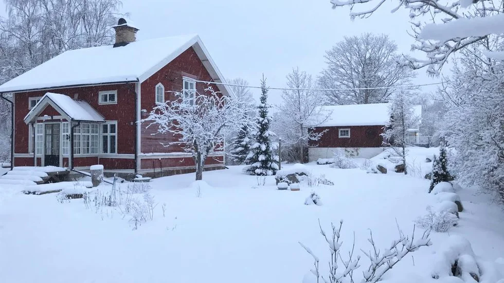 Den här villan i Karlholmsbruk väckte stort intresse på nätet i förra veckan.