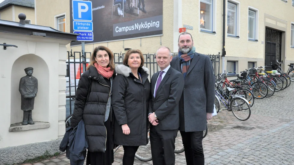 Maria Karlsson, näringslivschef, Rosmari Gärdin, skolchef på Campus Nyköping, Urban Granström, Kommunstyrelsens ordförande och Torbjörn Olsson, ordförande i Kompetens- och Arbetsmarknadsnämnden.