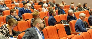 Mer än var tredje politiker 65-plussare