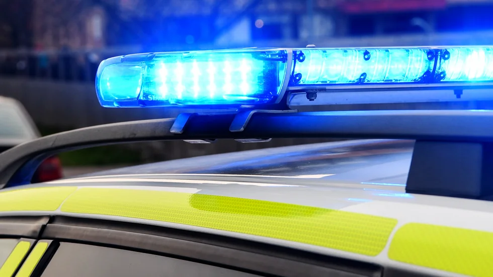 En man i 25-årsåldern misstänks för olaga hot efter händelsen.