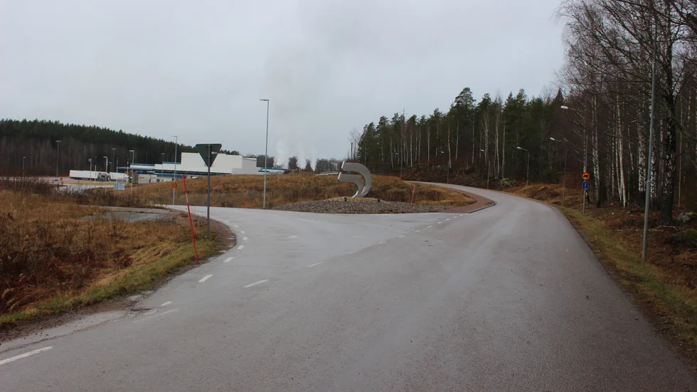 Vid den aktuella korsningen råder det i dag en maxfart på 70 kilometer i timmen, men snart sänks det till 50.