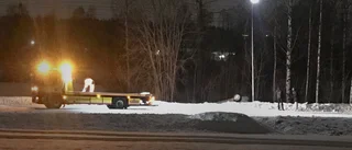 Bil voltade på Björkskataleden