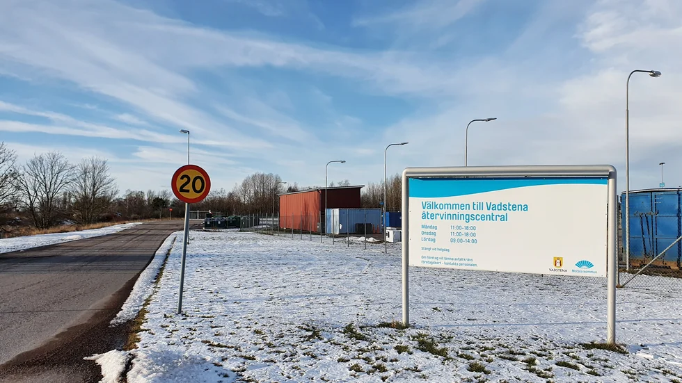 Från 1 maj införs avgift för företag som lämnar avfall på återvinningscentralen.