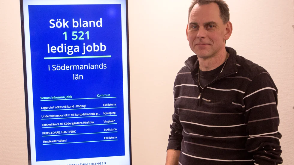 Erik Karlsson är företagsrådgivare på arbetsförmedlingen och ser ännu ingen konjunkturavmattning. "Vi ser cirka en tredjedel av jobbmarknaden och i KFV-regionen finns i nuläget 164 lediga jobb". 