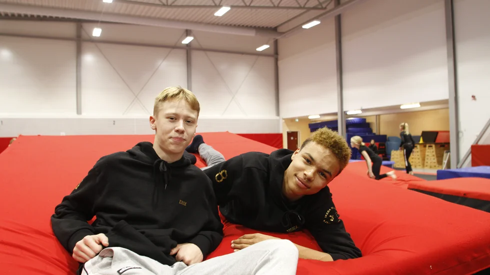 Erik Österås och Morgan Caruth lämnar Strängnäs GF för Brommagymnasterna, men vill avsluta snyggt. Under helgen väntar JSM i Ystad.