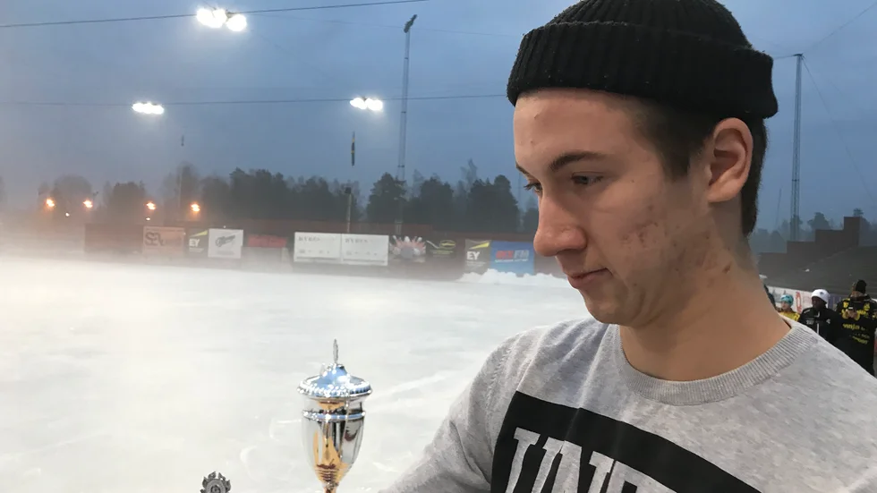 Hugo Klarén svarade för tre mål när KVBS-u-lag mötte Eskilstuna i en träningsmatch.