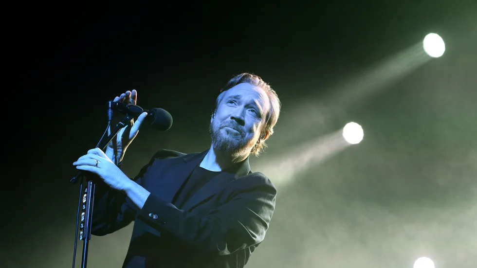 Lars Winnerbäck på turnépremiären i Linköping 2 november. Till sommaren är det dags igen. 