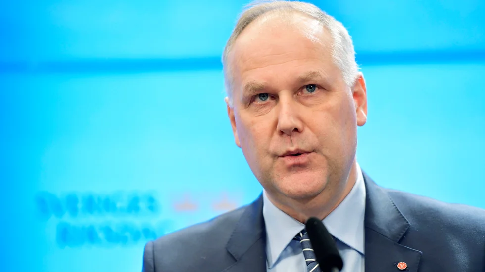 Jonas Sjöstedts (V) julutspel är sympatiskt – men verklighetsfrånvänt. 