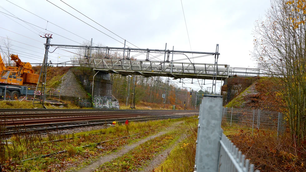 Krusenhovsbron i Åby är ett minne blott. Bron lfytes bort i fjol och nu ska det sista brofundamentet rivas.