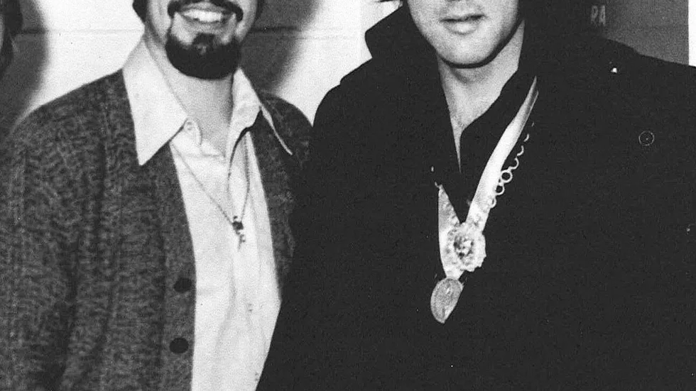 I april kommer Elvis uttolkare Dwight Icenhower till Royal.