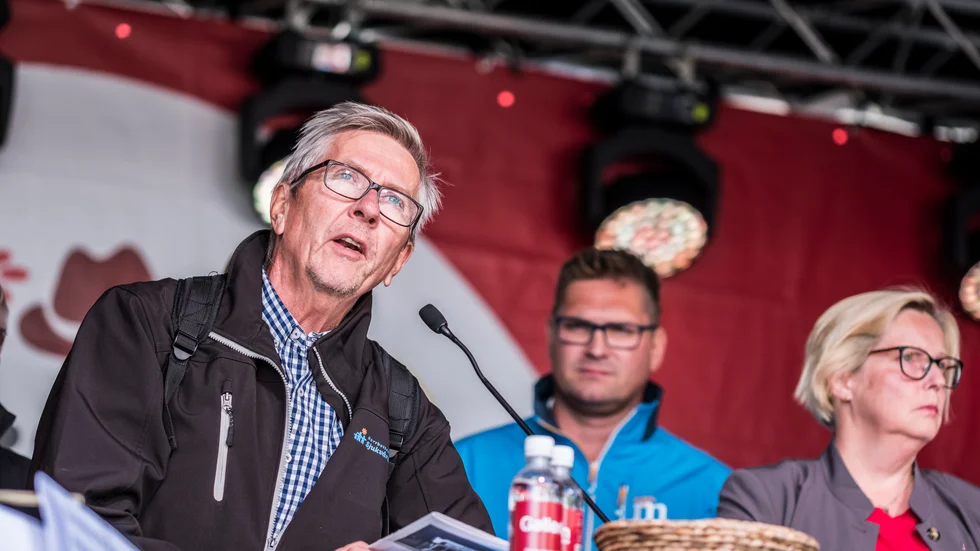 Andre vice kommunalrådet Dick Vånsjö har avsagt sig sina politiska uppdrag i kommunen. 