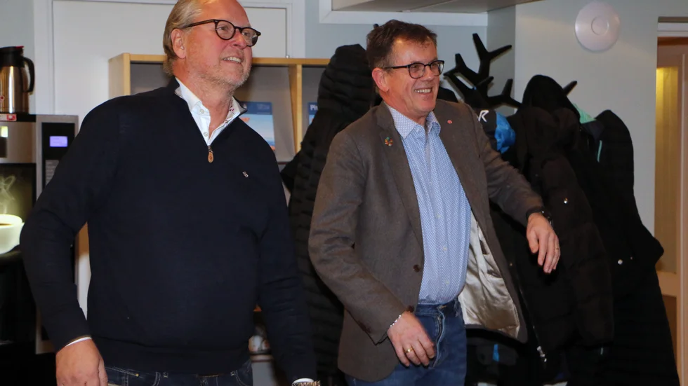 Håkan Johansson (M) och Anders Lundkvist (S) steppade ihop vid mötet om lokala näringar.