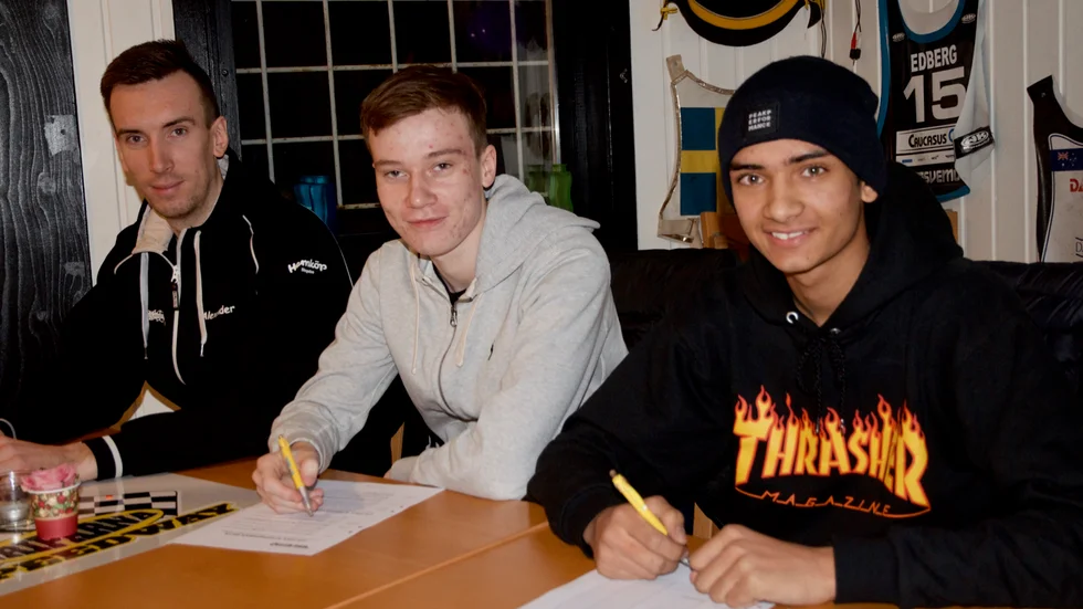 Från vänster: Alexander Liljekvist, Anton Karlsson och Philip Hellström Bängs. Alla tre kommer att representera allsvenska Griparna under kommande säsong. 