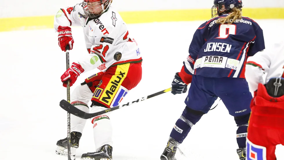 Nathalie Lidman är aktuell för VM-spel med Sverige.