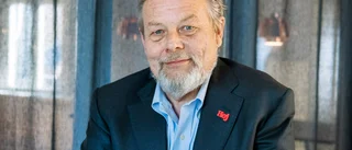 Han blir hedersmedlem av universitetet