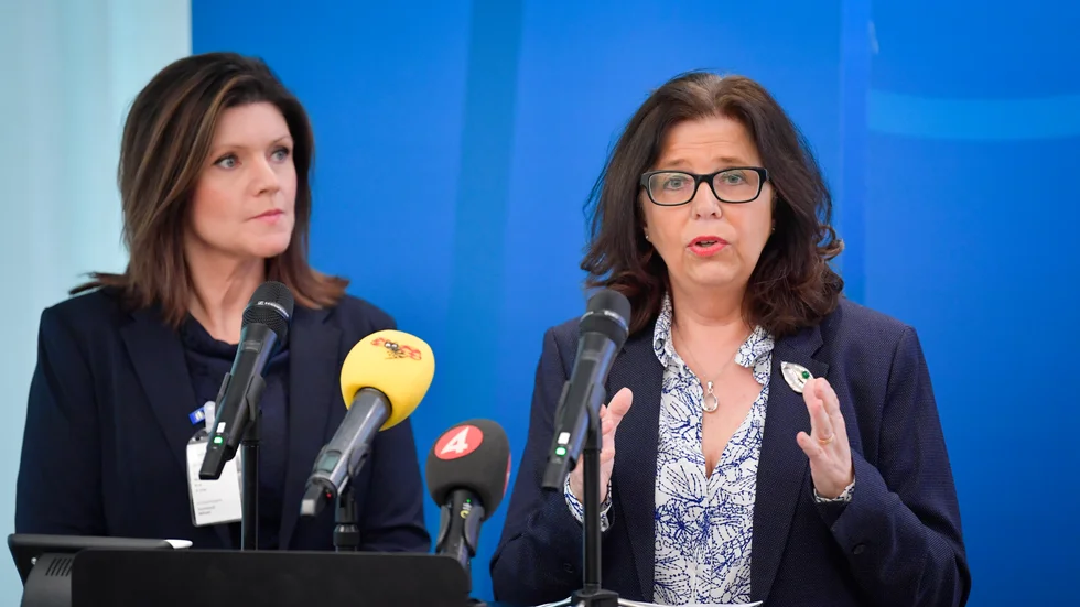 Det finns en del att göra för arbetsmarknadsminister Eva Nordmark och Arbetsförmedlingens generaldirektör Maria Mindhammar.