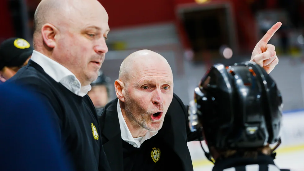 Henrik Glaas (till vänster) medger att Luleå förtjänar en finalplats.