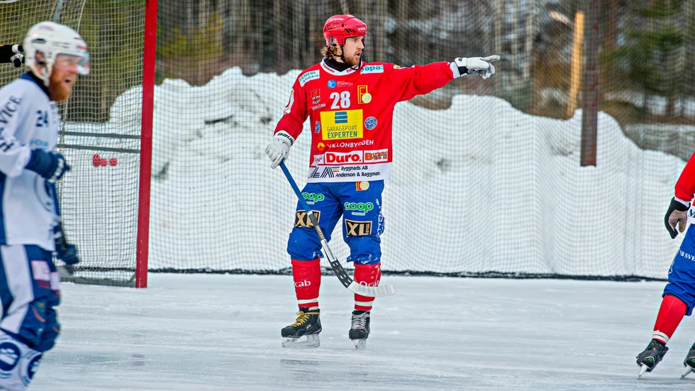 Daniel Lehnbom, spelande tränare. 
