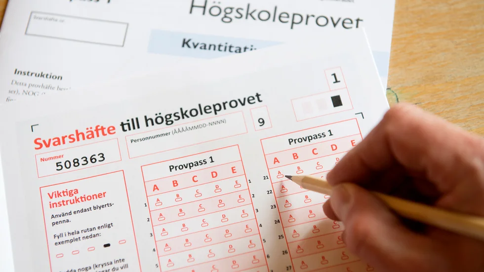 Det är totalt 160 uppgifter och högskoleprovet är indelat i fem provpass. Varje pass är 55 minuter långt. (Arkivbild)