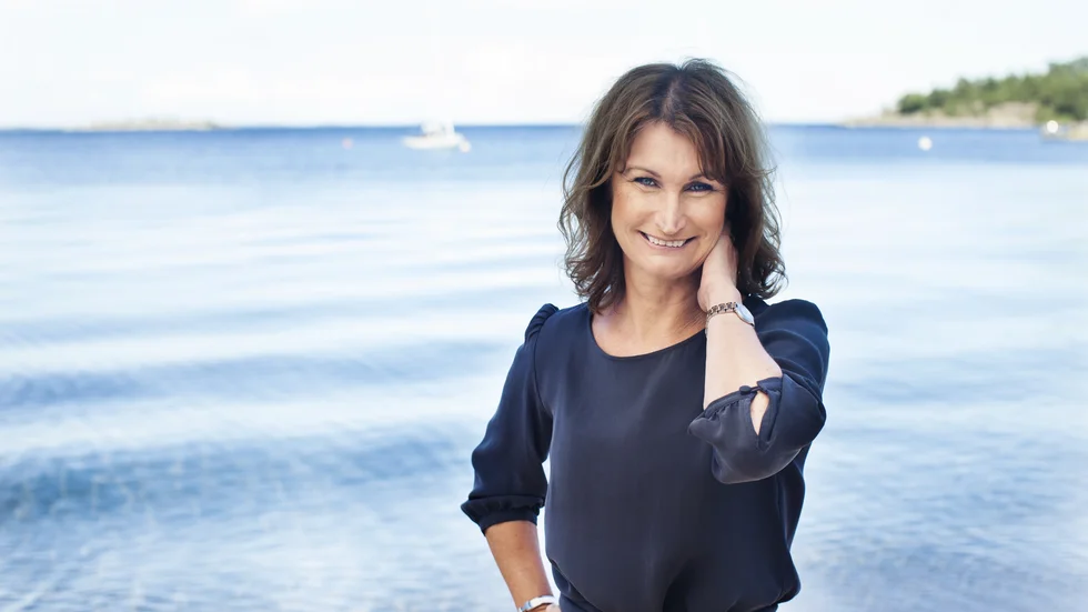 Viveca Sten fortsätter att avfolka Sandhamn i Stockholms skärgård. Nya boken heter "I hemlighet begravd".