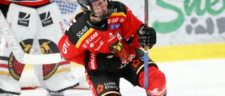 Backen utgick skadad i segermatchen