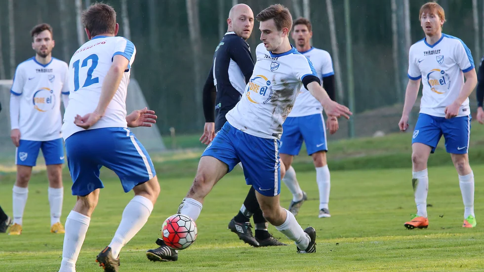 IFK Österbymo åkte ur division fem, men nu får de ändå spela kvar i femman. 