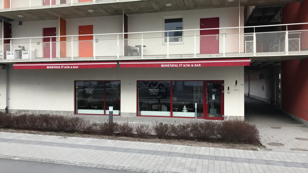 Nu står det klart vilka som tar över restaurangen Rosendal 17 kök & bar. Det blir Kronåsen minilivs & pizzeria.