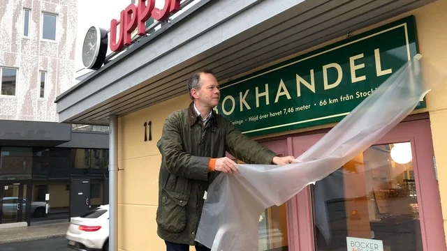 Resecentrum har fått en ny bokhandel. Det handlar om Böcker & Bläck som öppnar i Stationshuset för Lennakatten. Bokhandeln drivs av Mårten Ericsson.