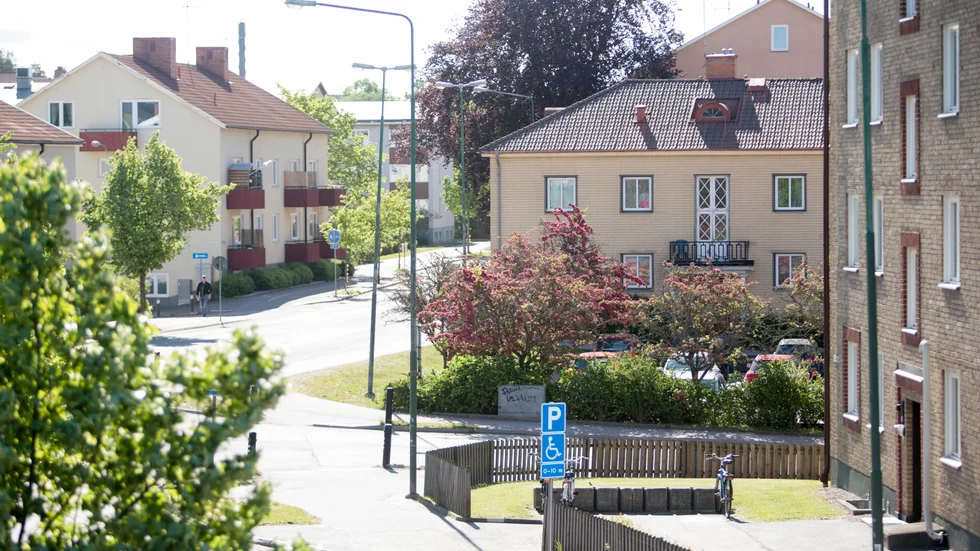 Det gamla "Taxihuset" ska rivas och ge plats för mellan 50 och 80 nya lägenheter.