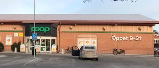Man från kommunen åtalas för dubbelstöld