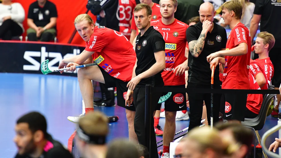 Storvretatränaren Andreas Harnesk (mitten) har en hel del att vara nöjd över.