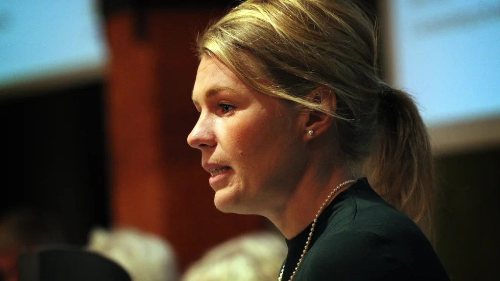 Sophia Jarl (M) är kritisk till polisen efter attentat mot partivän