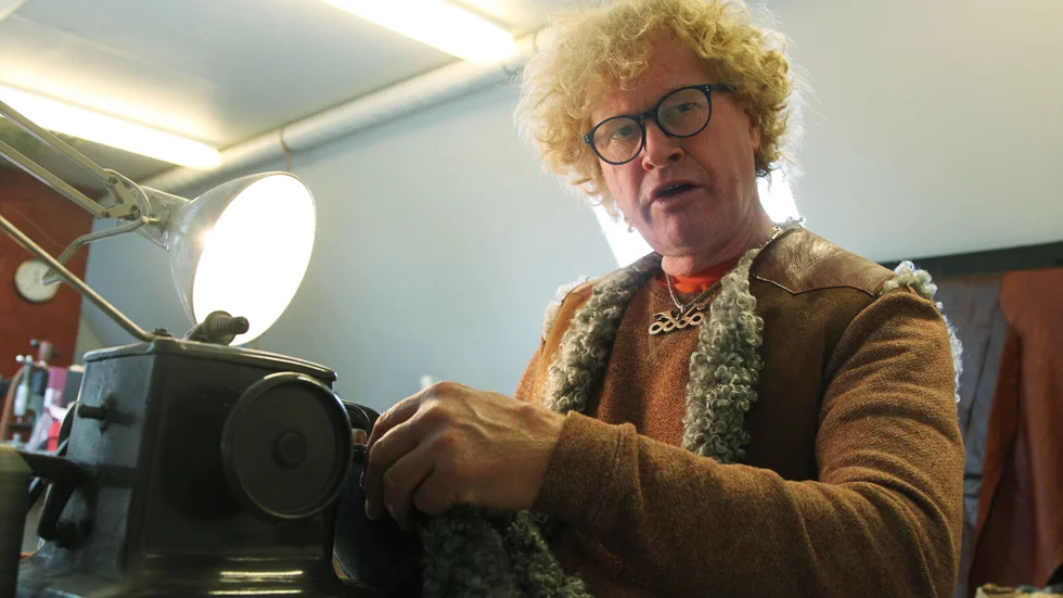 Det vore respektlöst mot de djur som bidrar med sitt liv att göra kläder som används ett eller två år och sedan slängs, säger Philip Willners. 