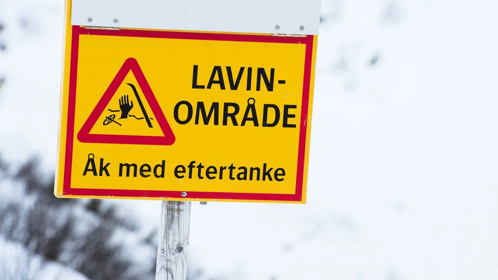 Naturvårdsverkets lavinprognostjänst varnar för stor lavinfara i fjällen under onsdagen.