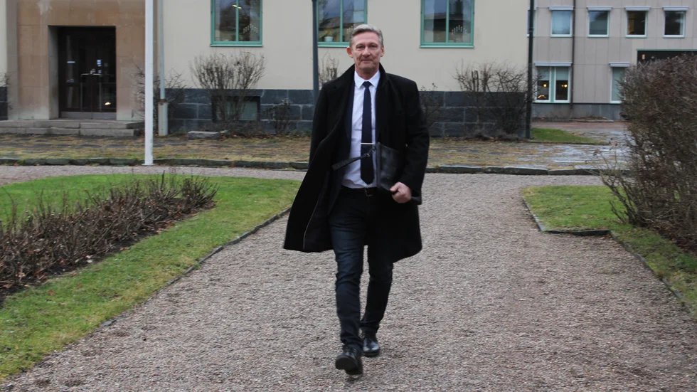 Tommy Aarna (M) vill tillsammans med Bo Hasselblad (M) att kommunen tar fram ett näringslivsprogram för att ge företagen en tydlig bild av kommunens ambition i näringslivsfrågor.
