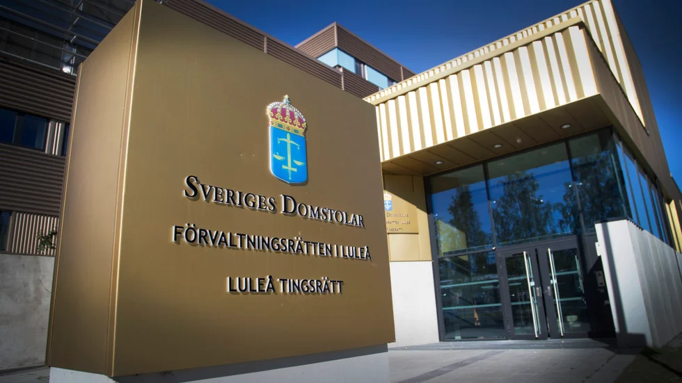 Två män döms till fängelse.