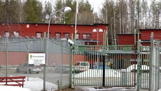 Två män i 30-årsåldern häktades misstänkta för flera inbrot. (Arkivbild)