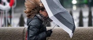 SMHI varnar för mycket hård vind