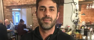 Han skulle flugit hem med dödsflyget i Iran