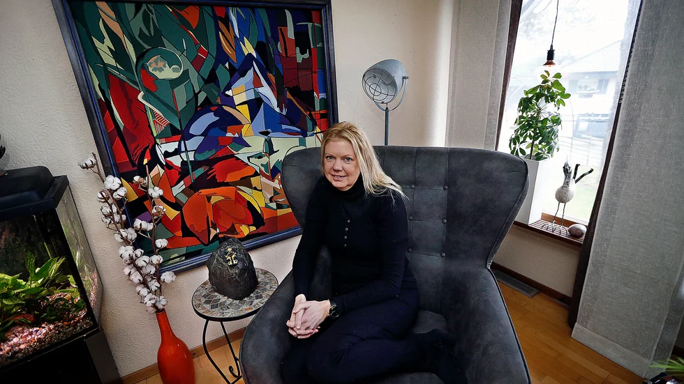 På Madeleine Swanströms visitkort kan man läsa: "I den abstrakta konsten möter jag min själ. Det svåra är när betraktaren ska finna sin. Gör betraktaren det, då har lyckats". 