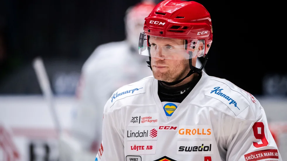 Tony Mårtensson hade svårt att känna sig nöjd trots seger och två gjorda mål.