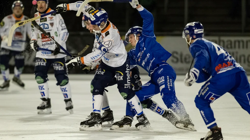 Mycket tät kamp var det i båda straffområdena. IFK Motala och Bollnäs GIF bjöd upp till en jämn drabbning i ellitserien. 1-1 slutade det, ett rättvist resultat inför 541 personer på K bygg arena.