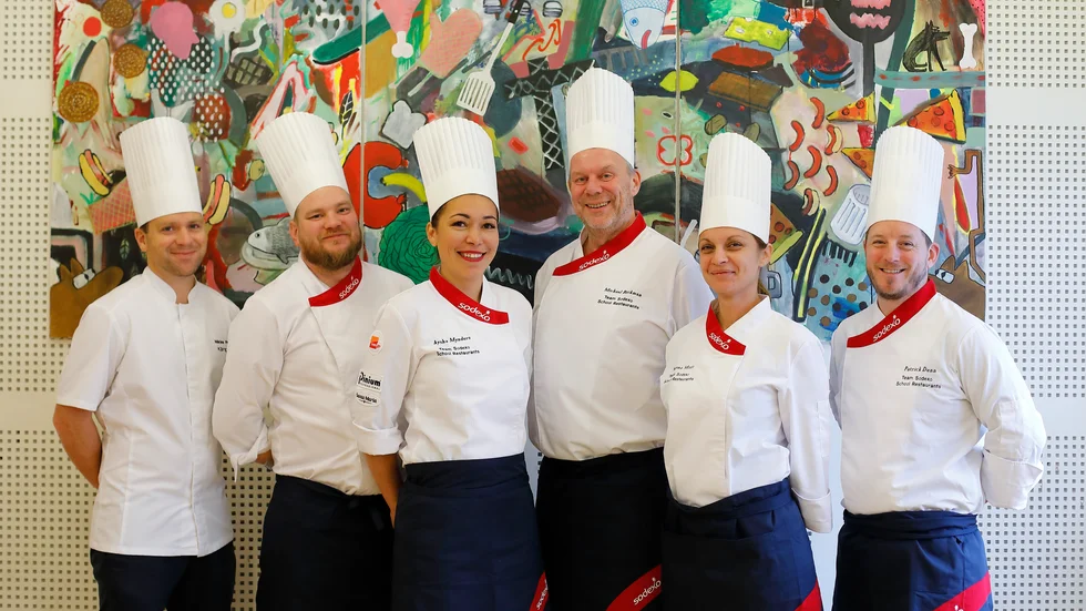 Laget "Team Sodexo School Restaurants". Från vänster till höger: Niklas Pallgren, Johan Grund, Alisha Mynders, Michael Bäckman, Nevena Misic och Patrick Dunn.