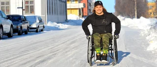"Mina skyddsänglarna är nog less på mig"
