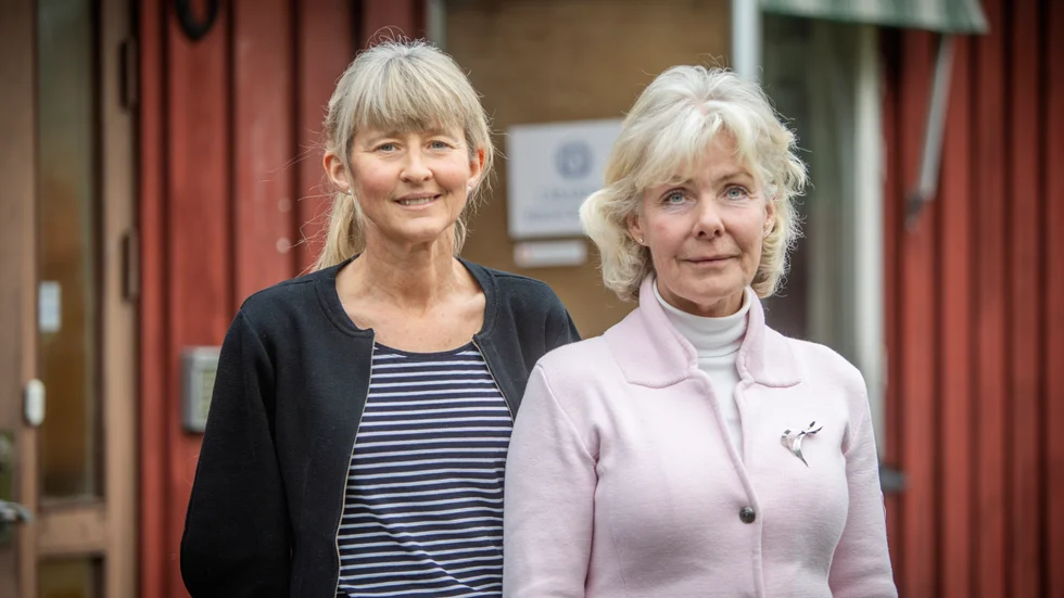 Cecilia Westberg-Bladh och Rosita Sundh från Lärarnas Riksförbund känner väl till den rådande tystnadskulturen inom den gotländska skolan. "Folk knyter näven litegrann i fickan och vågar inte säga någonting", säger Cecilia.